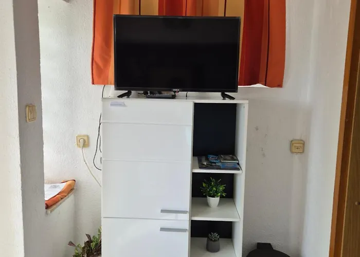 Apartman Lovely 2-bedroom In Novi Vinodolski