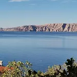 Appartamento Lovely 2-bedroom In Novi Vinodolski