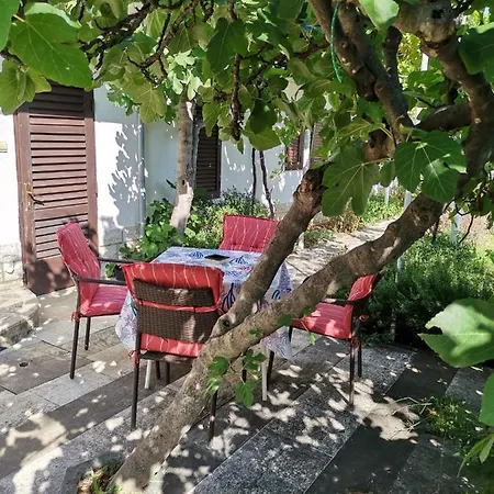 Apartamento Lovely 2-bedroom In Novi Vinodolski