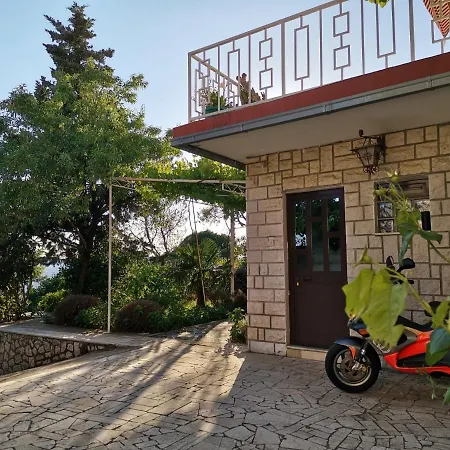 Апартаменты Lovely 2-bedroom In