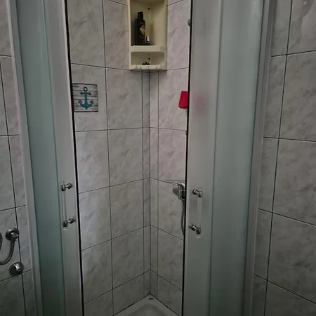 Lovely 2-bedroom In * Novi Vinodolski